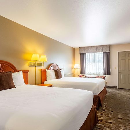 Americas Best Value Inn Бернс Екстер'єр фото