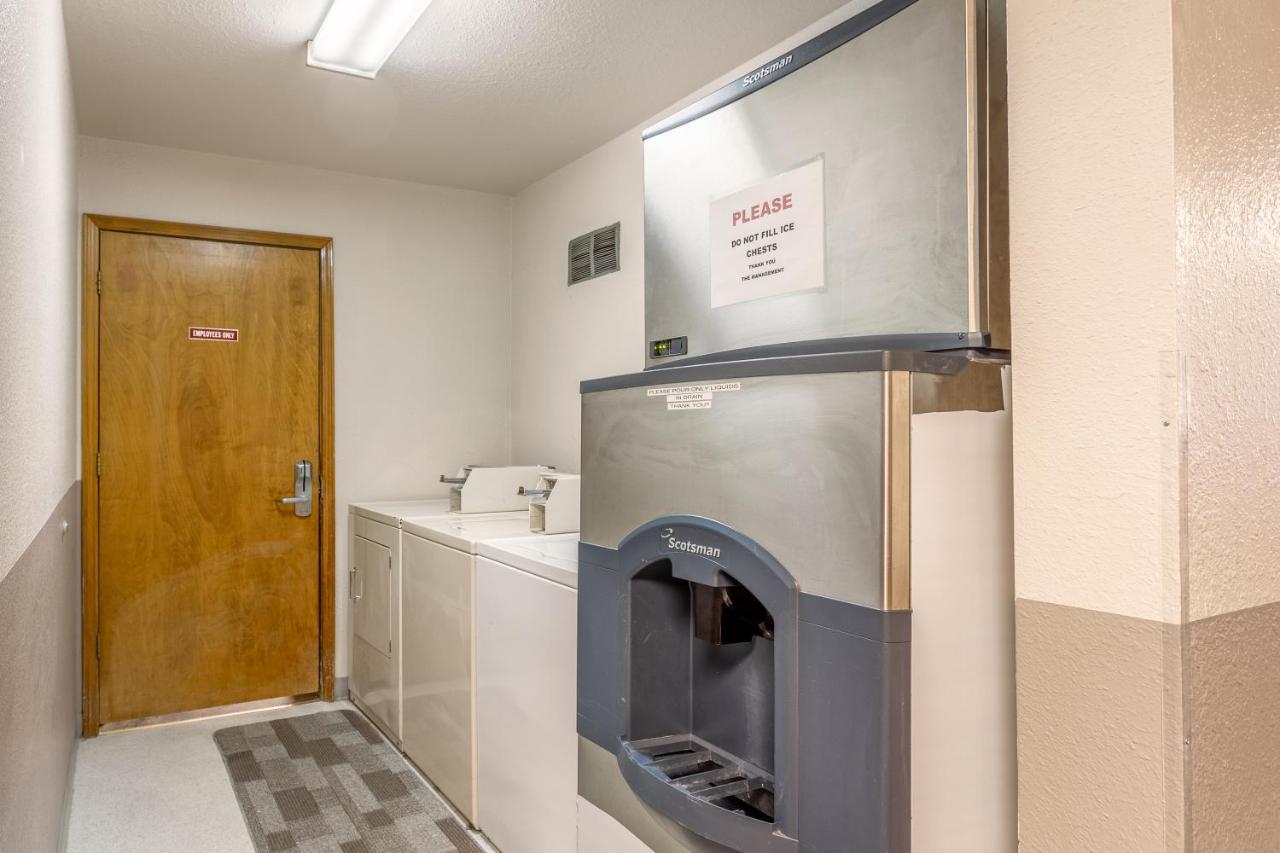 Americas Best Value Inn Бернс Екстер'єр фото