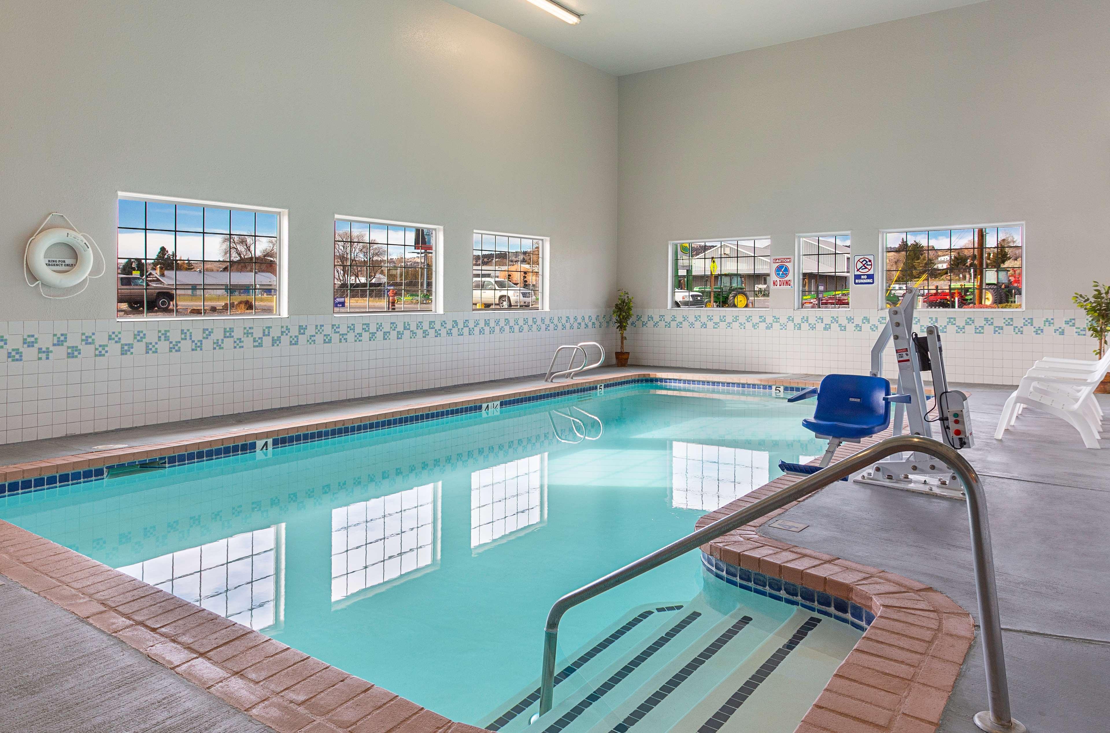 Americas Best Value Inn Бернс Екстер'єр фото
