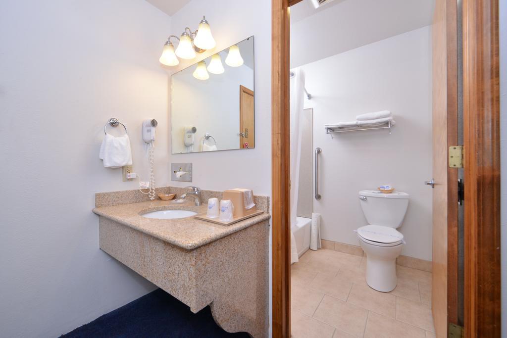 Americas Best Value Inn Бернс Екстер'єр фото