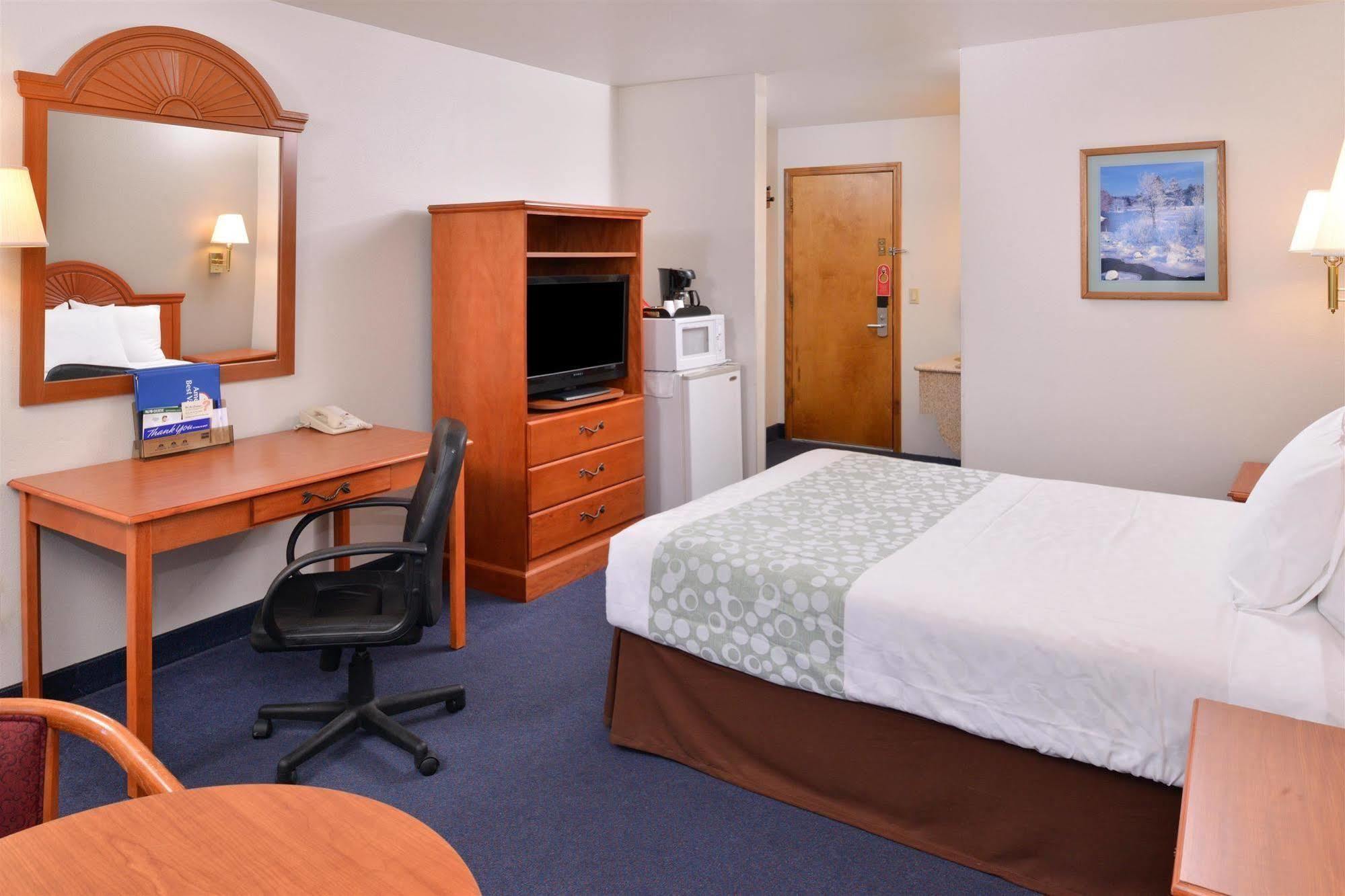 Americas Best Value Inn Бернс Екстер'єр фото