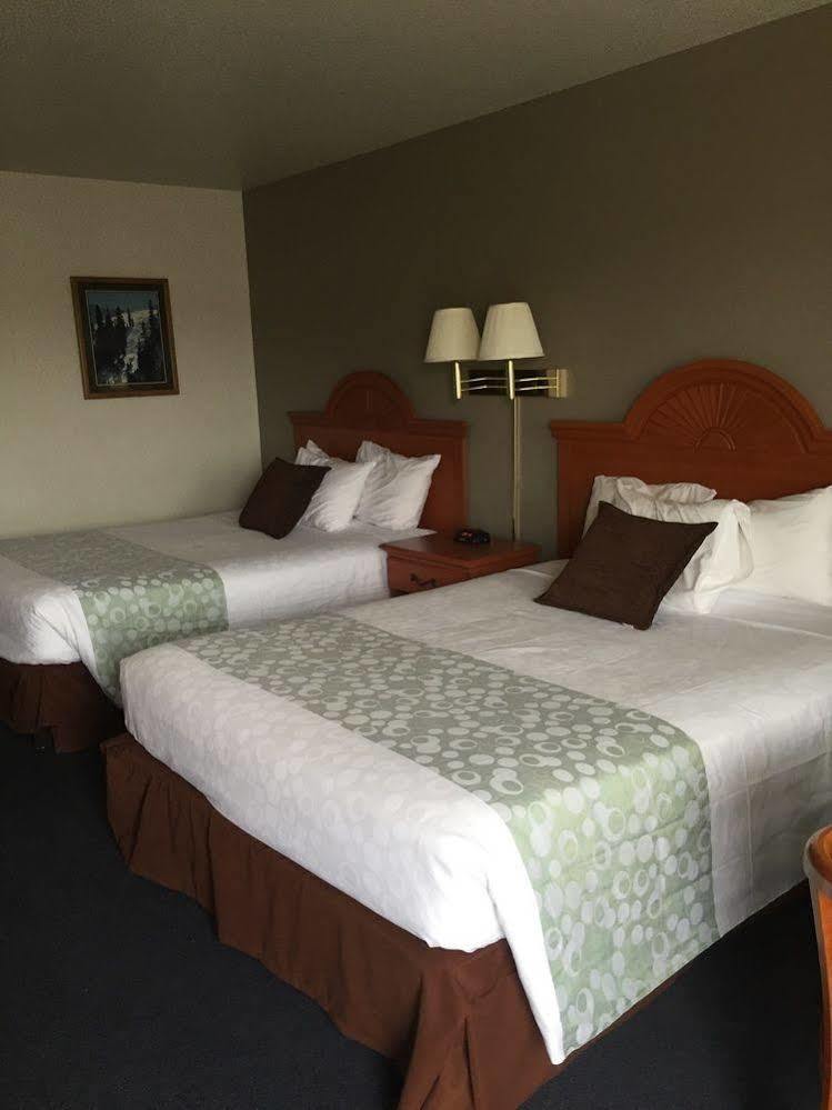 Americas Best Value Inn Бернс Екстер'єр фото